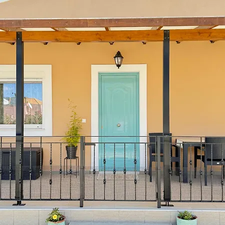 Dom Emilka Apartman Lakíthra